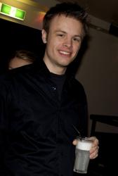 post-93260-1233069489_thumb.jpg