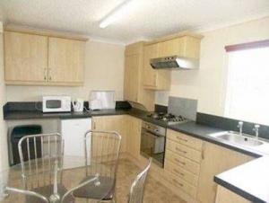 Lodge Kitchen.jpg