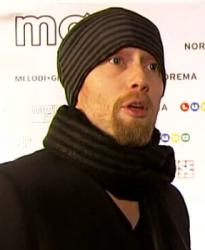 post-164716-1265835304_thumb.jpg