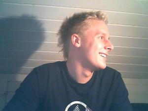 post-102663-1208947739_thumb.jpg