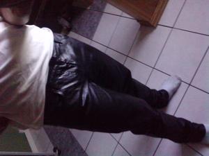 post-126487-1243709774_thumb.jpg