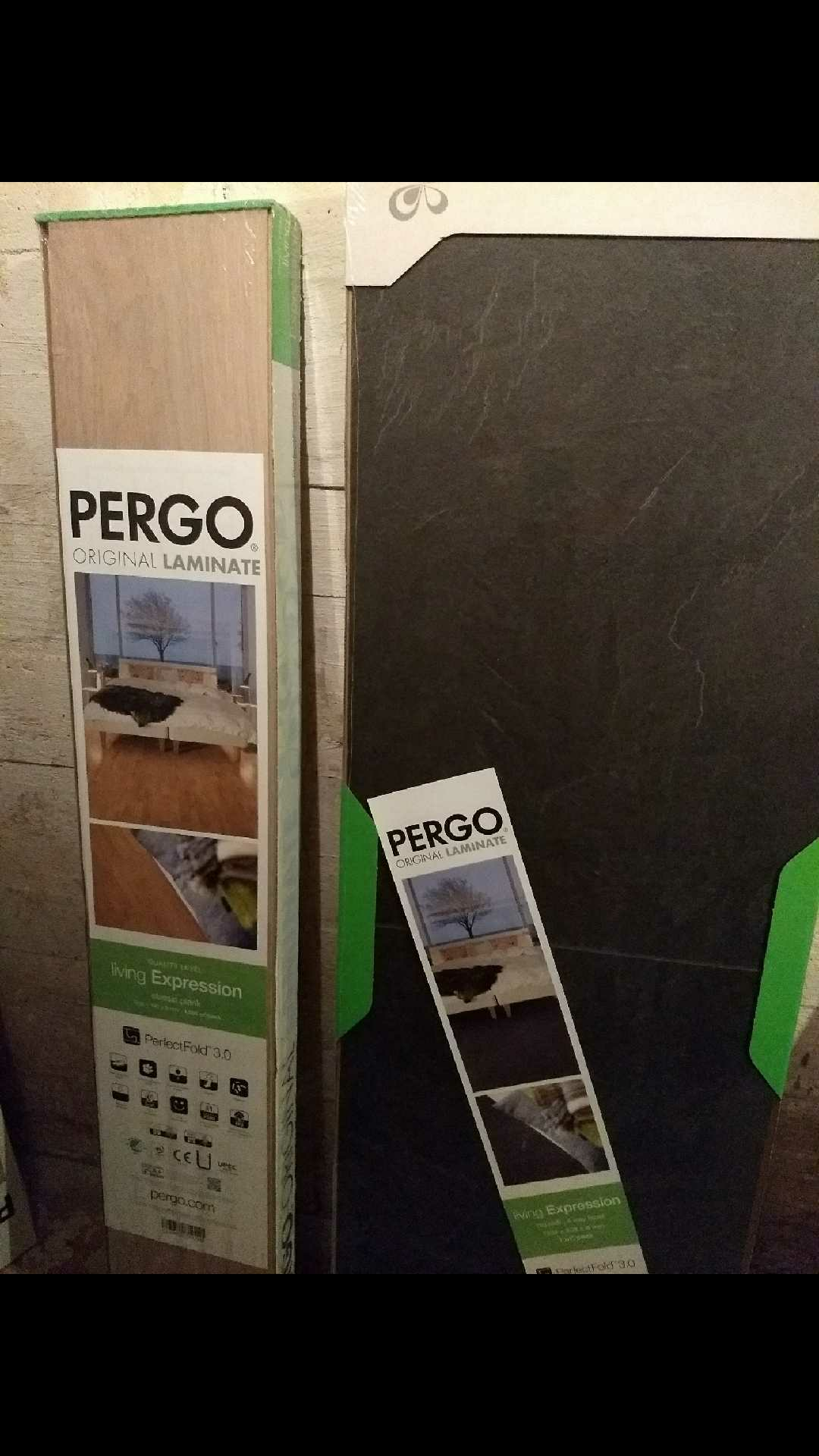 Er det noen som klarer å identifisere laminatgulvpakningen Er det noen som klarer å identifisere laminatgulvpakningen