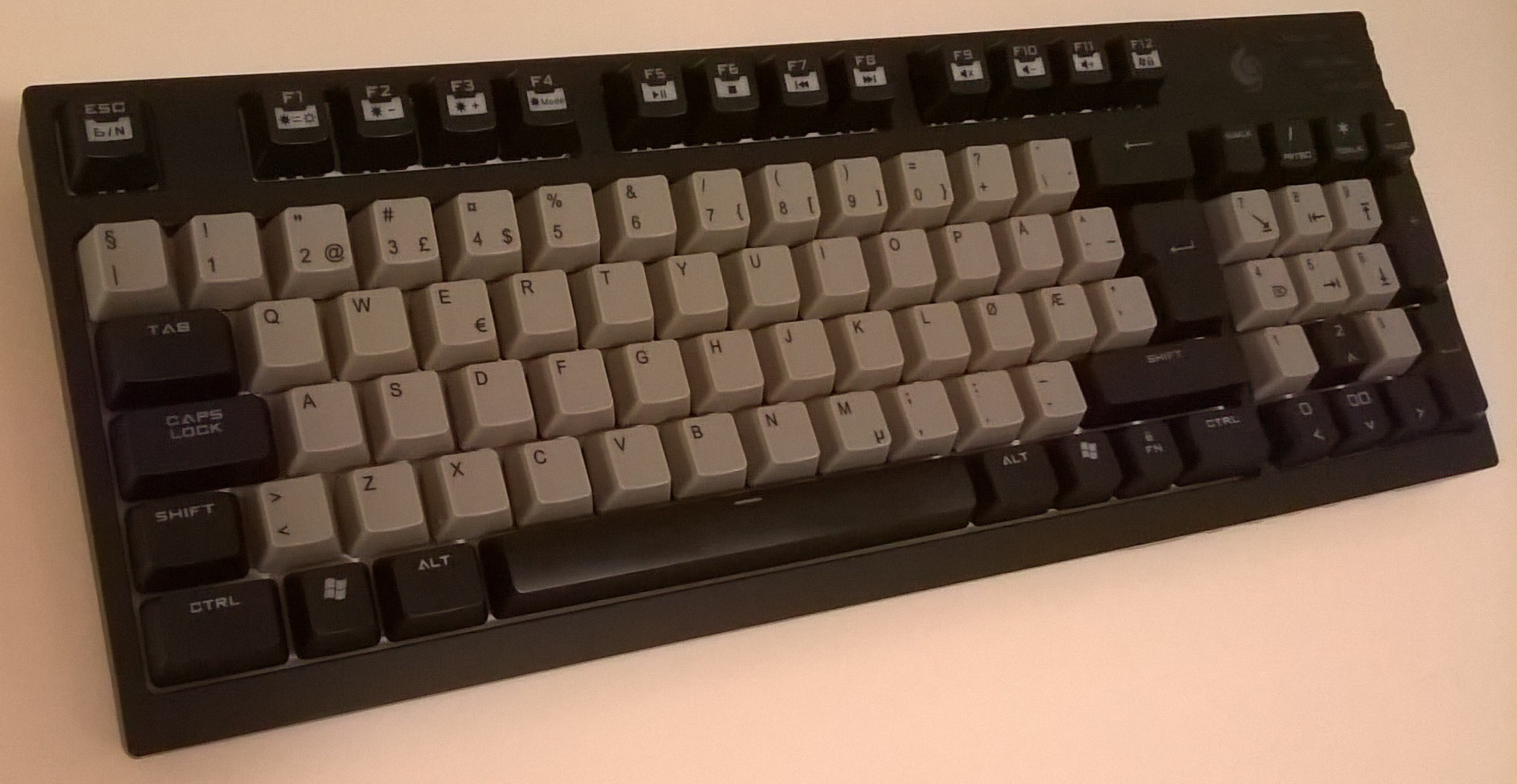 Ute etter et mekanisk gaming tastatur Mus, tastatur, o.l. CM Storm QuickFire TK Keyboard Green Komplett.no
