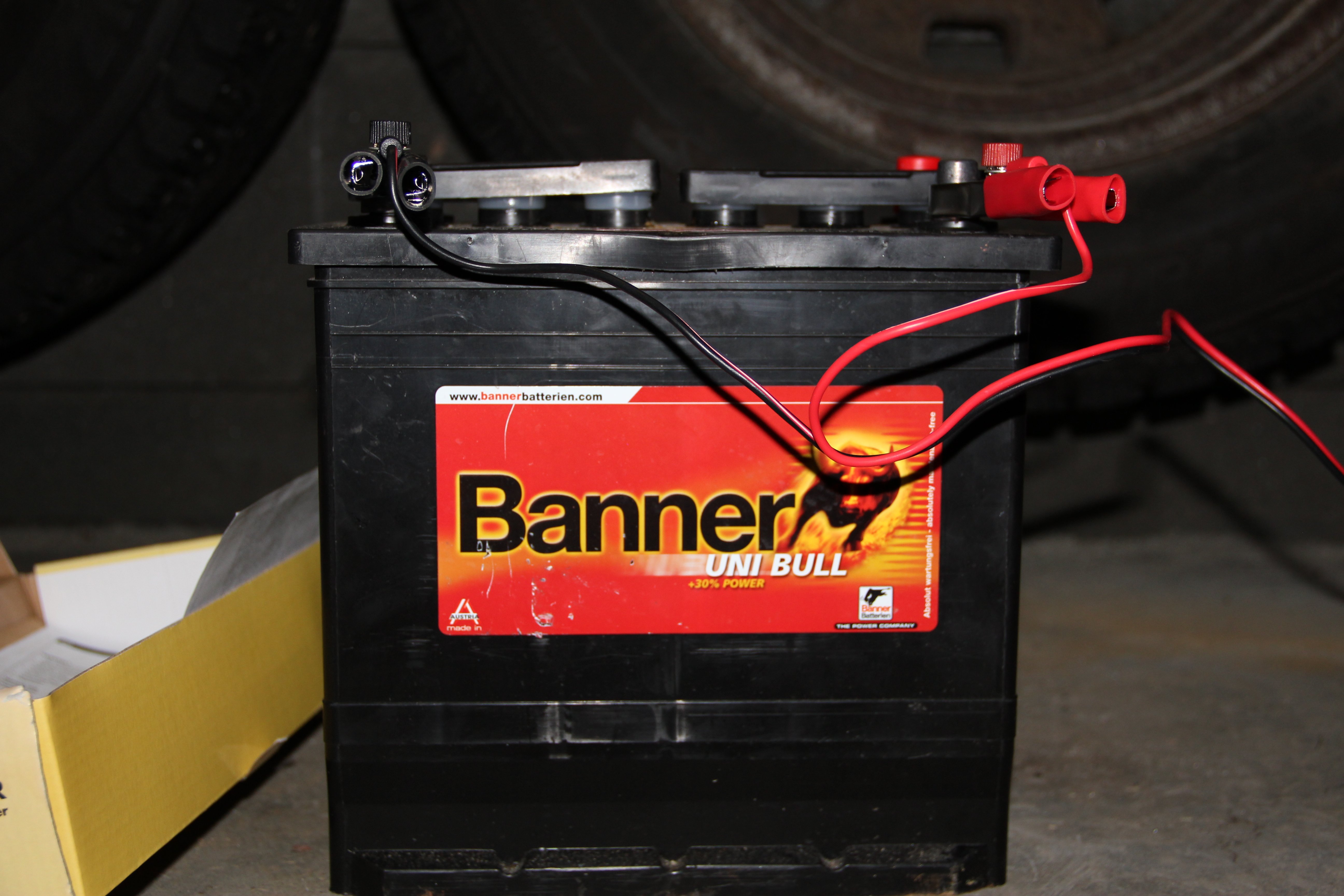 Hvordan lade et Banner uni bull batteri? Bil og motor Hvordan lade et Banner uni bull batteri? Bil og motor