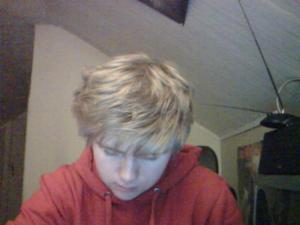 post-123402-1197569606_thumb.jpg