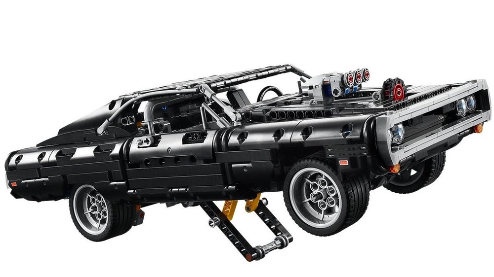 doms-dodge-charger--lego-technic-kit_100740933.thumb.jpg.655e7bca85d37040337e628aef201631.jpg