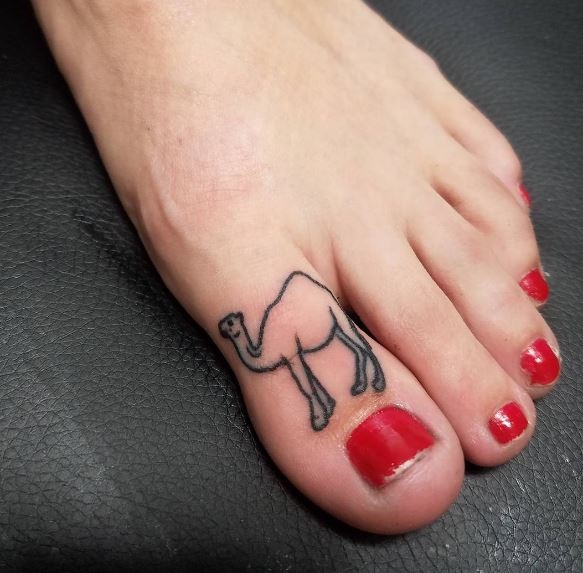 Camel-Tattoos-Design-on-Toe.jpg.563dae0ac335e11d7d24a08db34d6edd.jpg