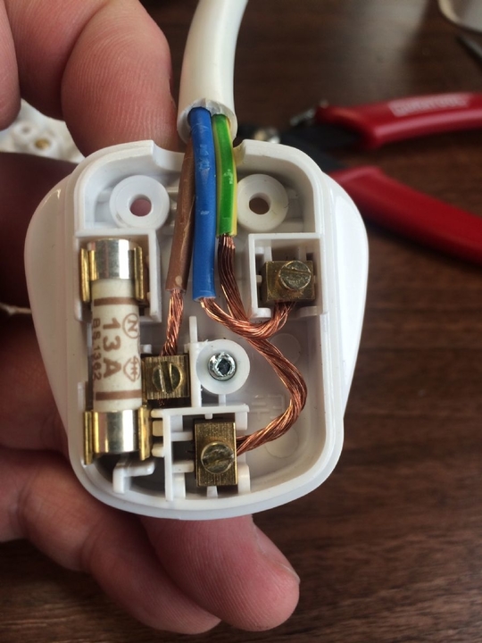 PAT-Testing-Why-Its-So-Important-1.thumb.jpg.c5a9aa7c18d6c80b6bca018e603806d0.jpg