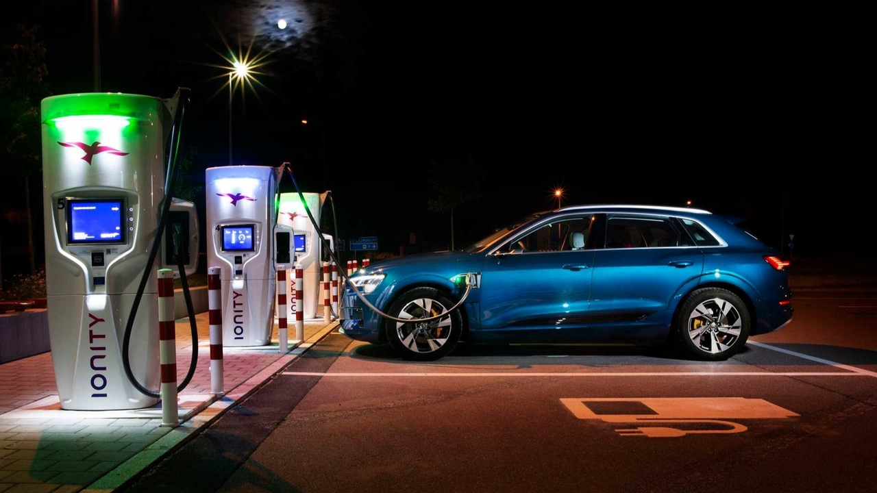 audi-e-tron-at-the-ionity-fast-charging-station.jpg