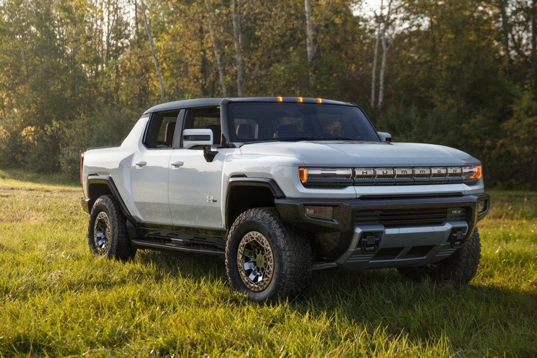 2022-GMC-HUMMER-EV-012.jpg