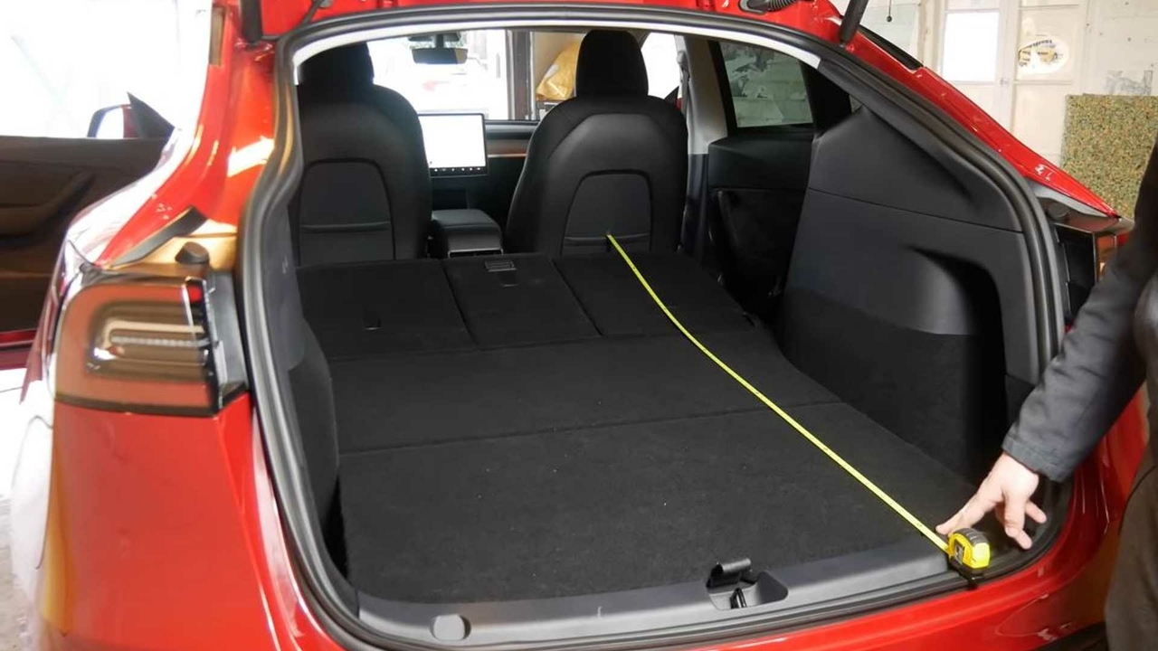 tesla-model-y-measured.thumb.jpg.9279fac492e75e258f125b0acbc59811.jpg