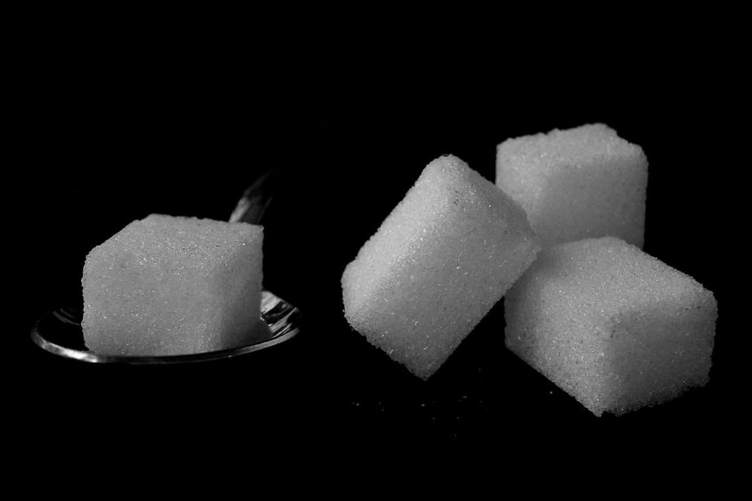 1200px-Sugarcubes.jpg