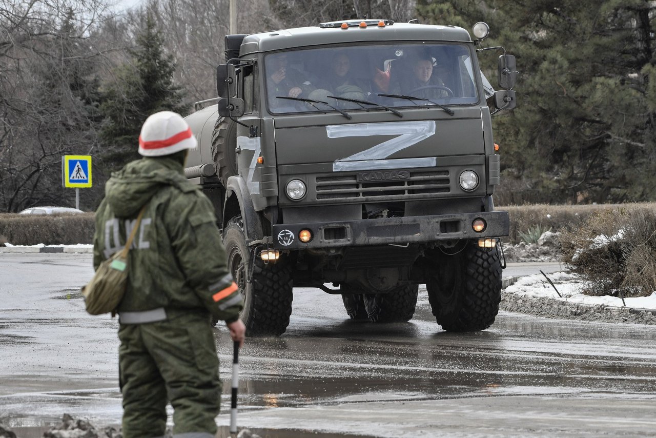 russia-ukraine-z-military.thumb.jpg.5546d4bc09060f4b9f3a2fe3adcfcf62.jpg