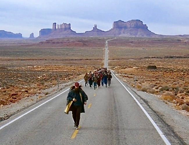 560998040_Forrest-Gump-Forrest-Gump-Stops-Running-2-movieworldmap.com_-650x5002.jpg.f7e3836bf00169e7173d64a5ffca0213.jpg