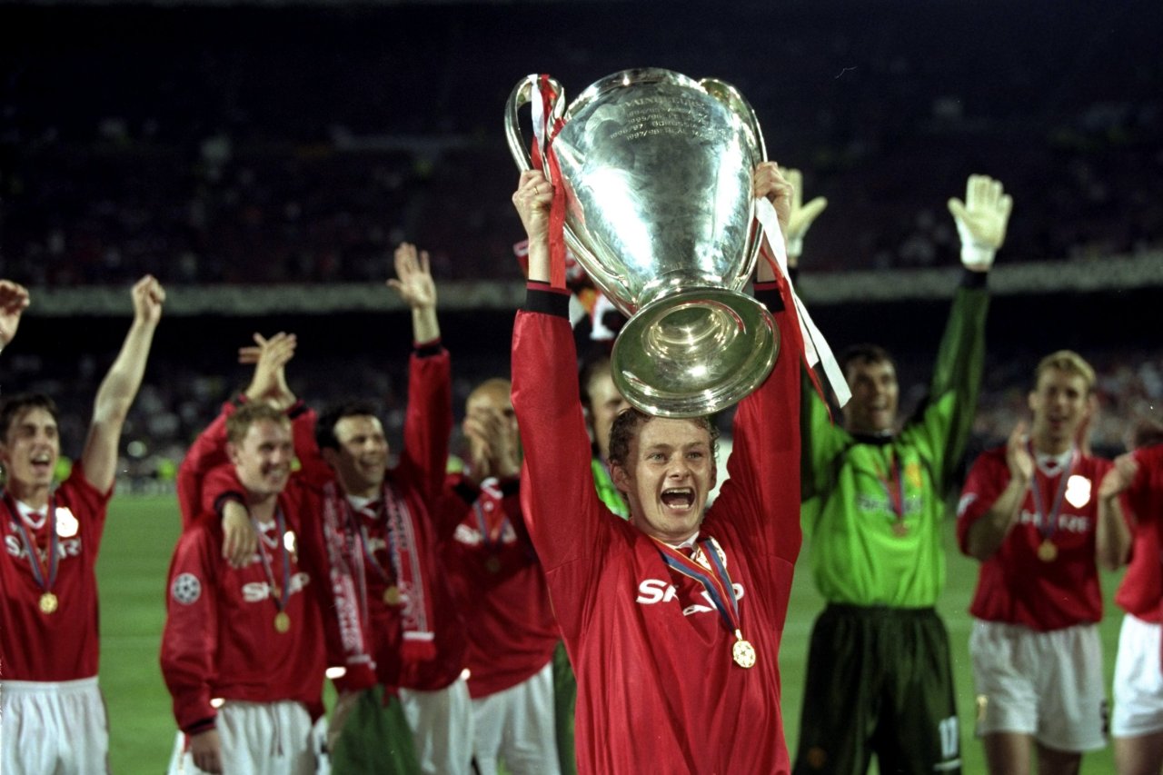 hi-res-1210800-may-1999-ole-gunnar-solskjaer-holds-aloft-the-european_crop_north.thumb.jpg.1973e28824c3db38d4a6705144a3d98f.jpg