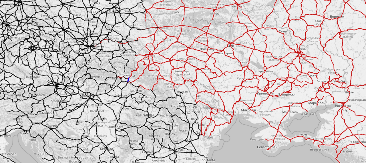 Screenshot2025-09-06at12-30-07OpenRailwayMap.thumb.png.8597e683085fad674984a49e3cae8332.png