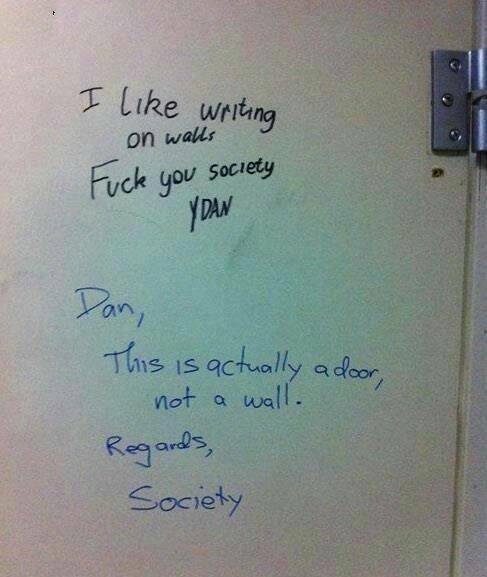 philosophy_from_the_bathroom_wall_640_high_12.jpg.d3d8b00c9432af99fc9e602a2e7403da.jpg