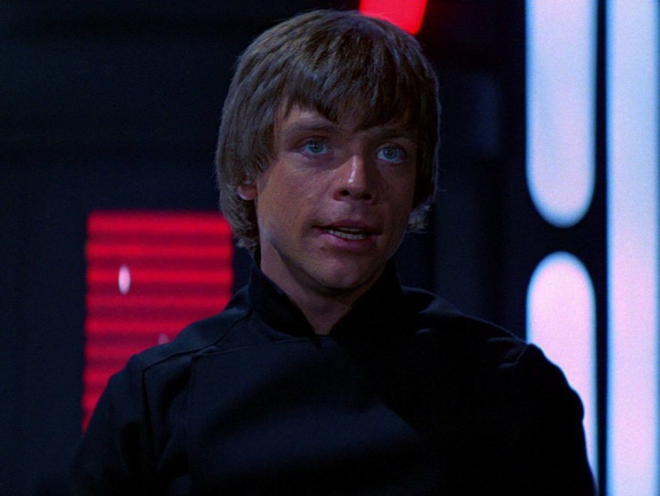 luke-skywalker-main_7ffe21c7.thumb.jpeg.a60eea120df5d7160a5fbbb882c0dc8e.jpeg