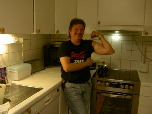 post-12649-1189532267_thumb.jpg