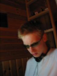 post-21867-1131749772_thumb.jpg