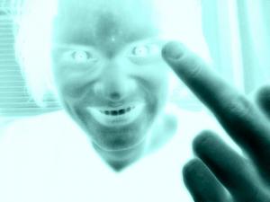 post-23420-1153084699_thumb.jpg