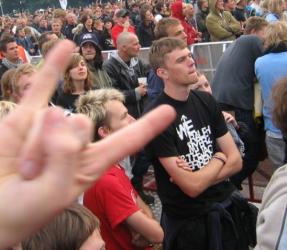 post-31431-1187132046_thumb.jpg