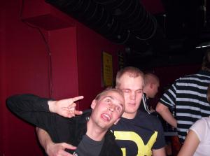 post-31865-1164405084_thumb.jpg