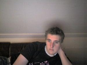 post-39385-1163521589_thumb.jpg