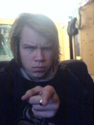 post-48401-1137618282_thumb.jpg