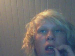 post-49119-1154211988_thumb.jpg