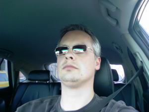 post-5641-1177617482_thumb.jpg