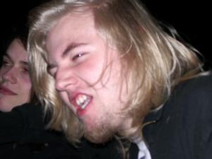 post-63-1126363349_thumb.jpg