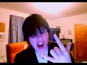 post-78368-1136056059_thumb.jpg