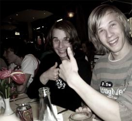 post-82796-1154121369_thumb.jpg