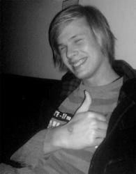 post-82796-1170166382_thumb.jpg